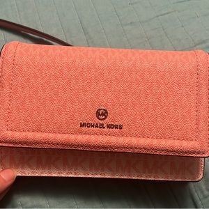 Mk purse for sale never used